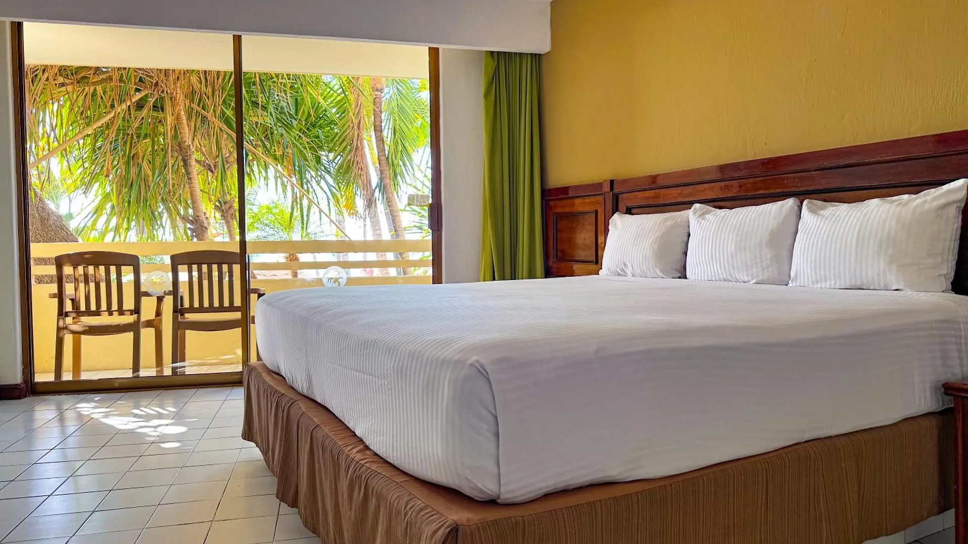 Las Palmas By The Sea All Inclusive Puerto Vallarta Hotel